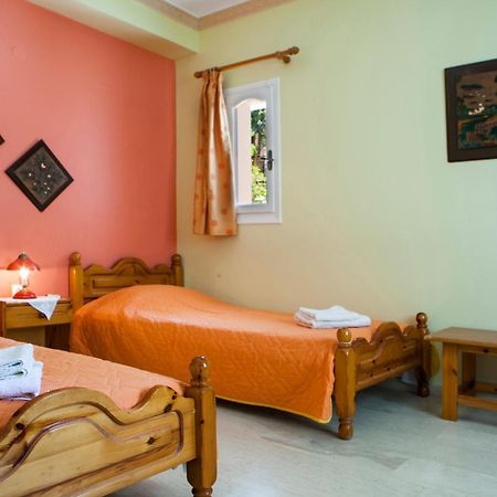 לאסי Tzivras Villa & Apartments חדר תמונה