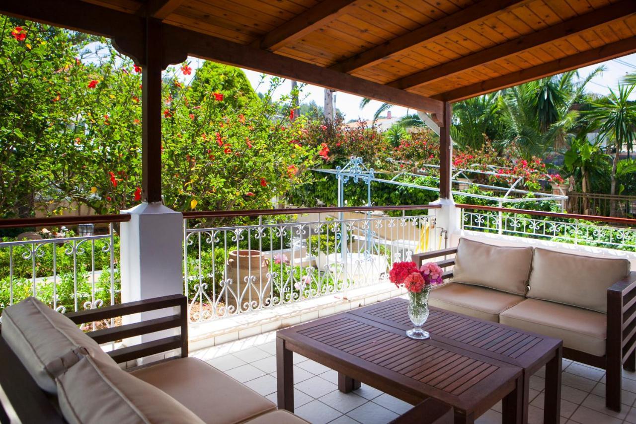 לאסי Tzivras Villa & Apartments מראה חיצוני תמונה