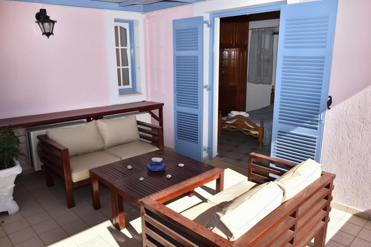 לאסי Tzivras Villa & Apartments מראה חיצוני תמונה