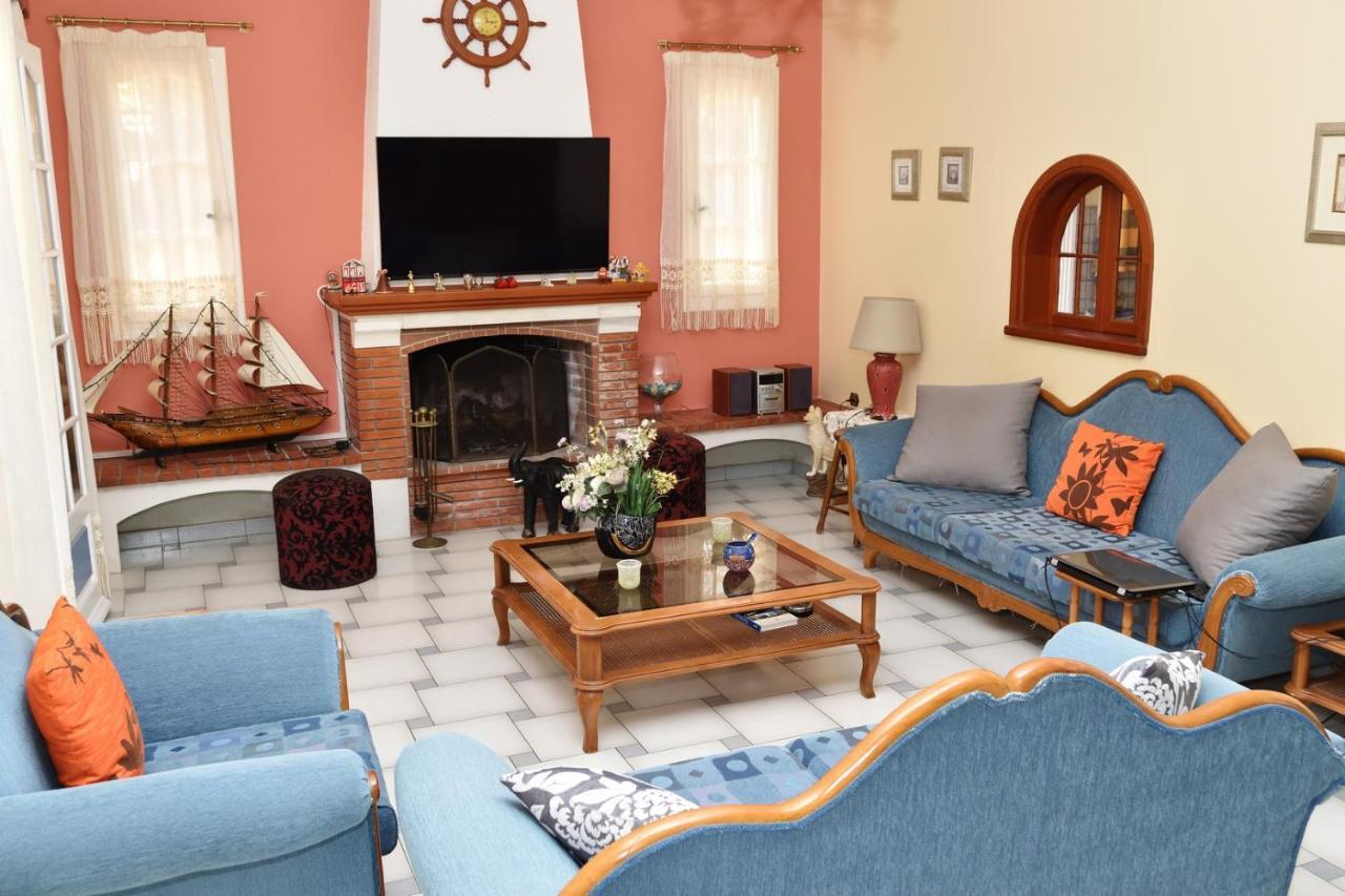 לאסי Tzivras Villa & Apartments מראה חיצוני תמונה
