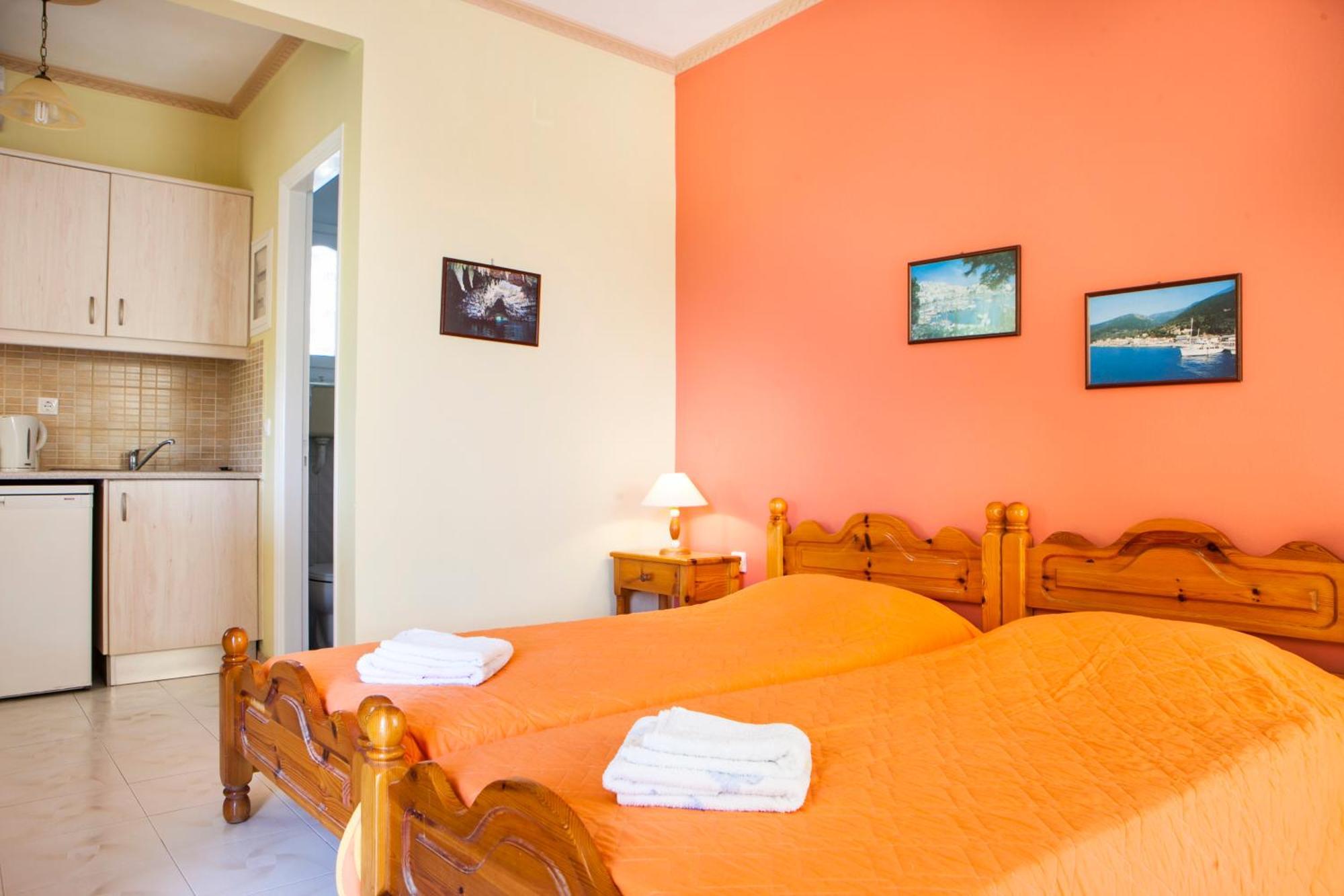 לאסי Tzivras Villa & Apartments חדר תמונה