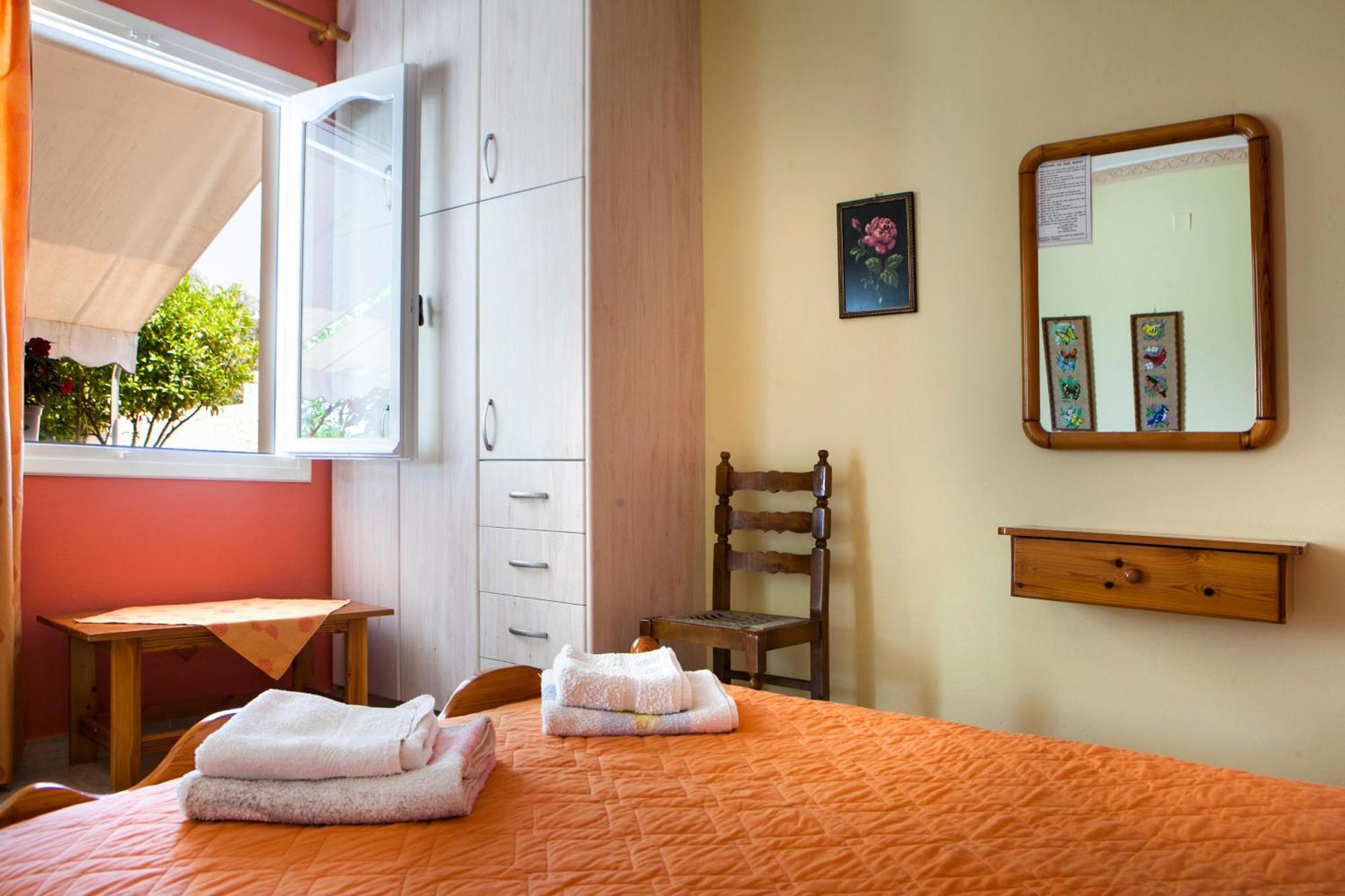לאסי Tzivras Villa & Apartments חדר תמונה