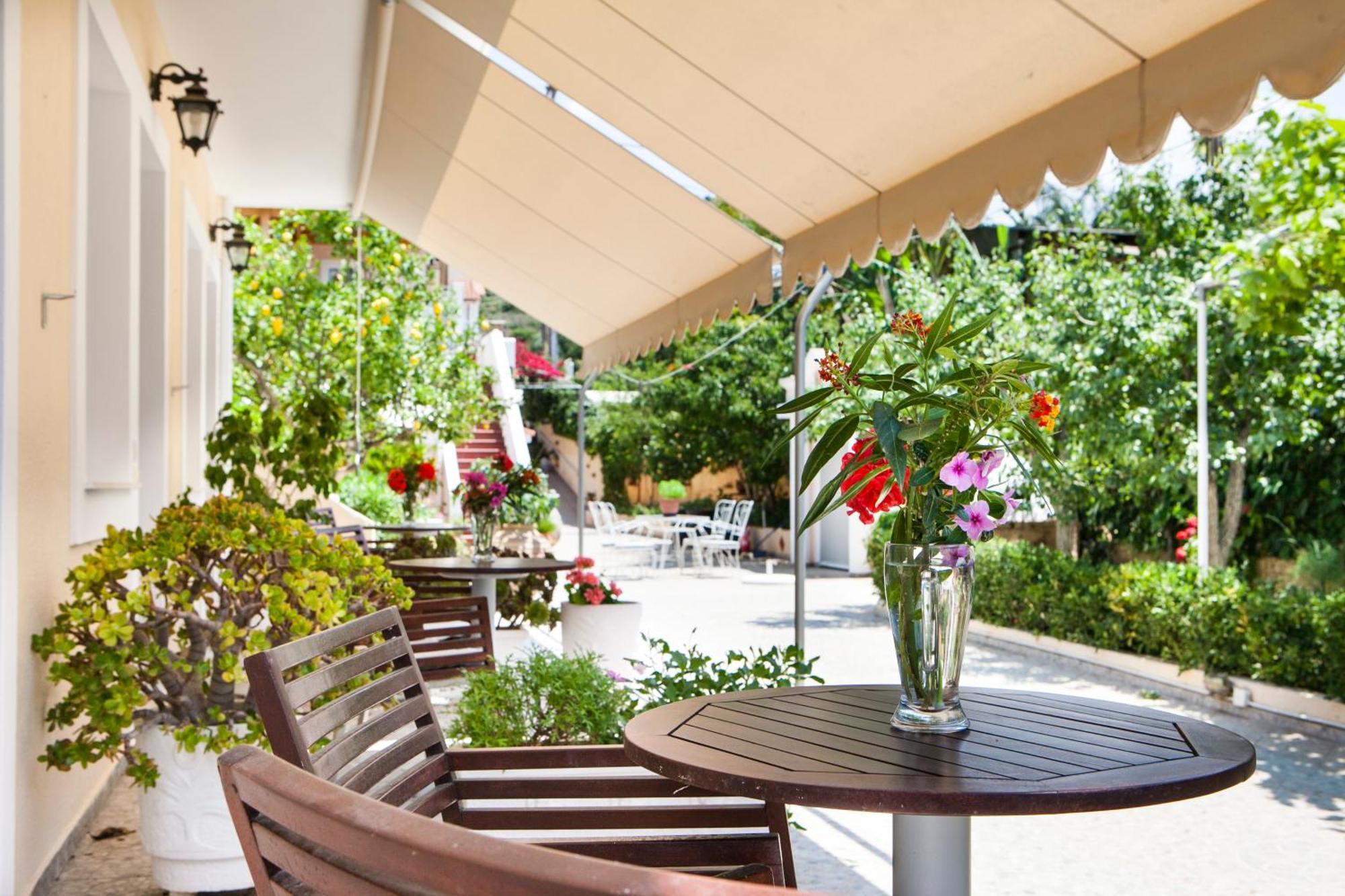 לאסי Tzivras Villa & Apartments חדר תמונה